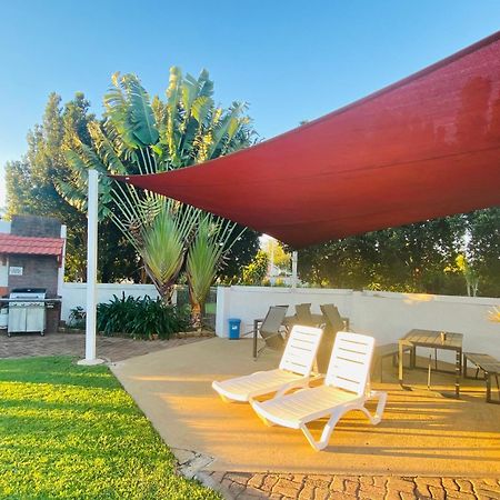 Bundaberg Spanish Motor Inn Exteriör bild