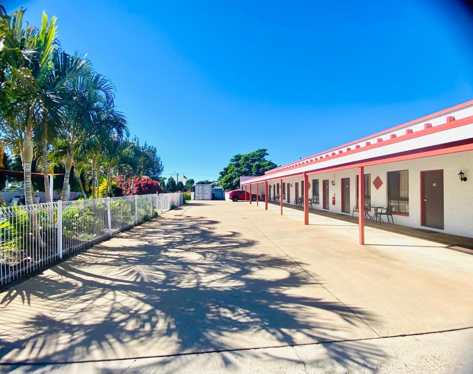 Bundaberg Spanish Motor Inn Exteriör bild