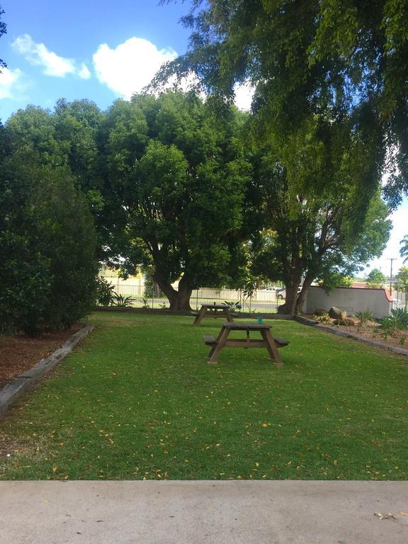 Bundaberg Spanish Motor Inn Exteriör bild