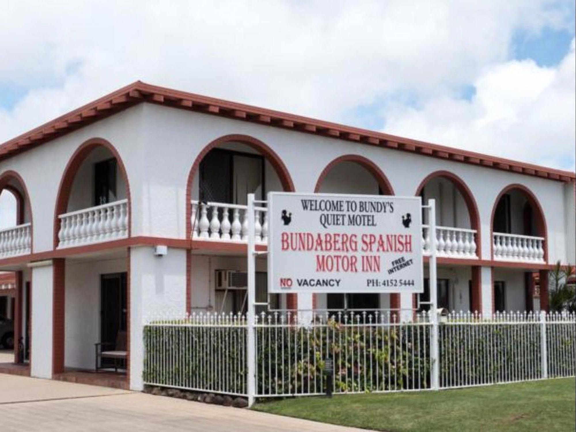 Bundaberg Spanish Motor Inn Exteriör bild