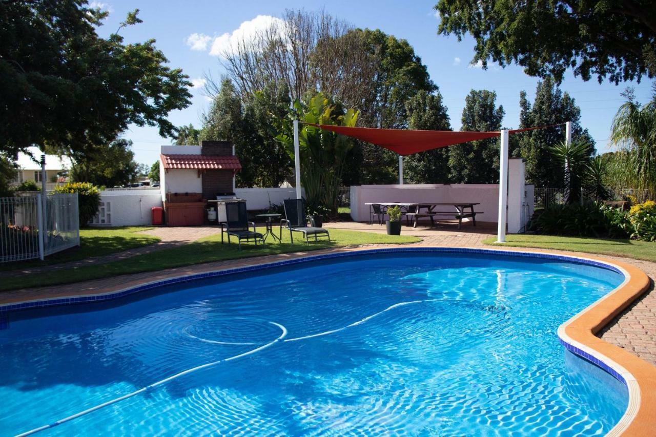 Bundaberg Spanish Motor Inn Exteriör bild